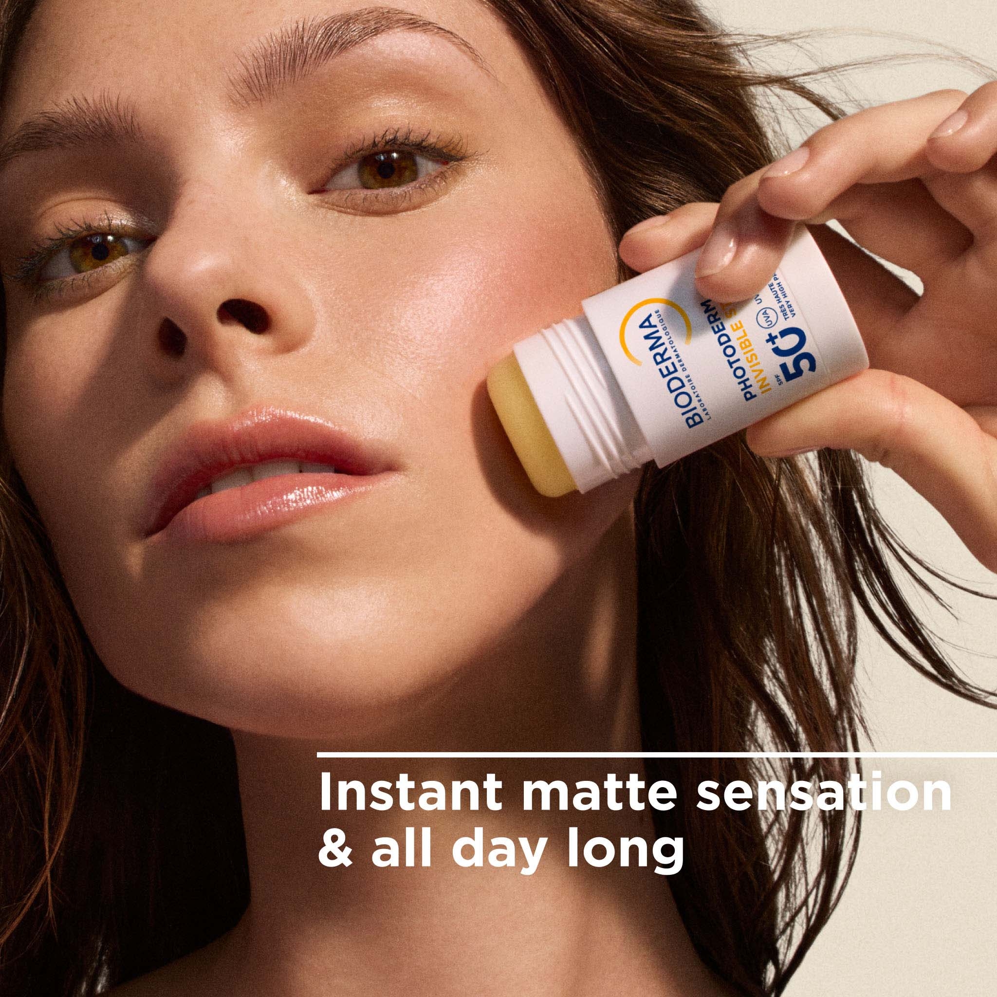 Stick Invisible SPF50+ - Proof of efficacy/Benefits/Still lives