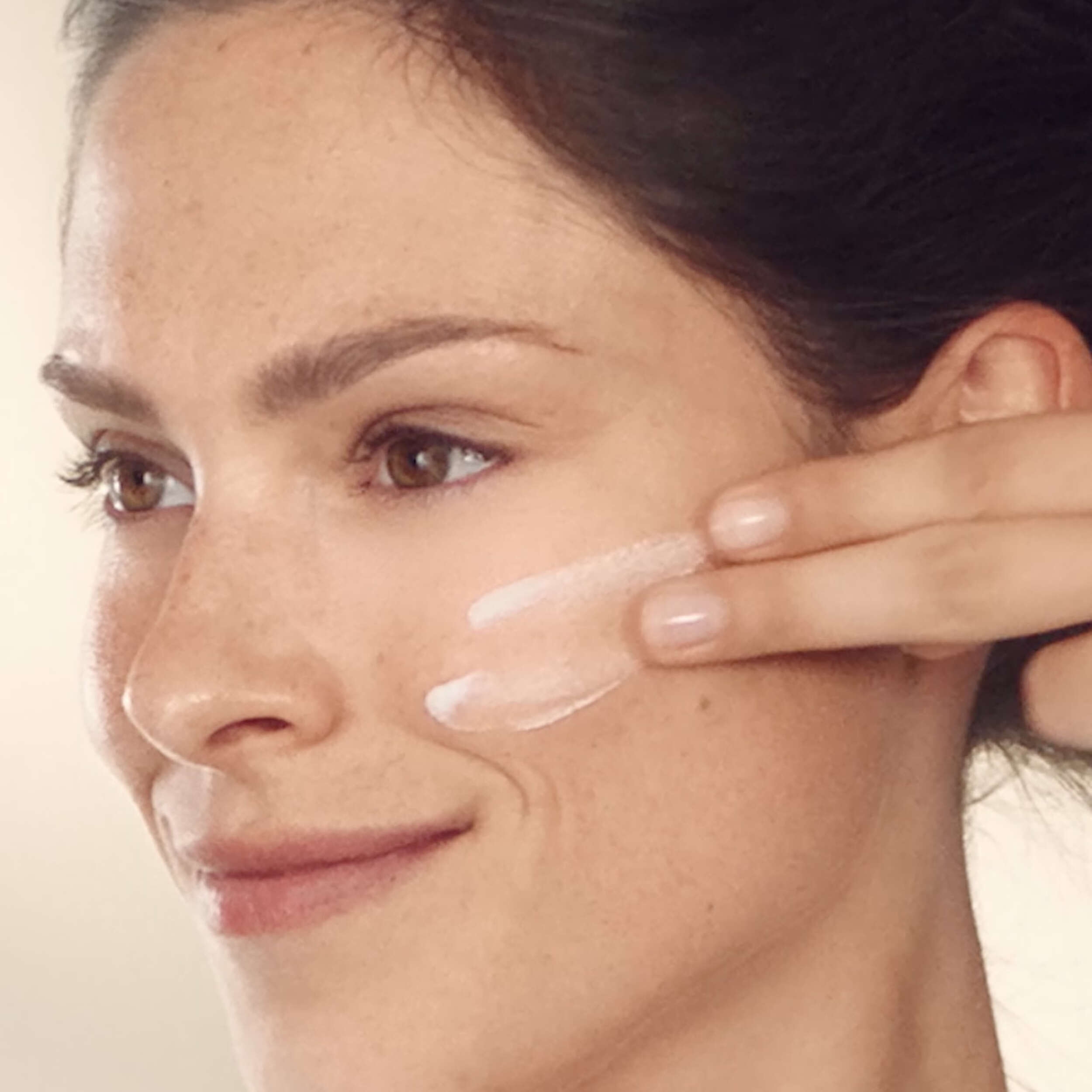 XDEFENSE ULTRA-FLUID SPF50+ INVISIBLE - Instruction for use